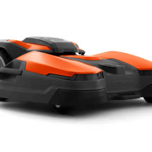 Husqvarna CEORA 546 EPOS robotgräsklippare i orange och svart design med stora hjul för professionell gräsklippning